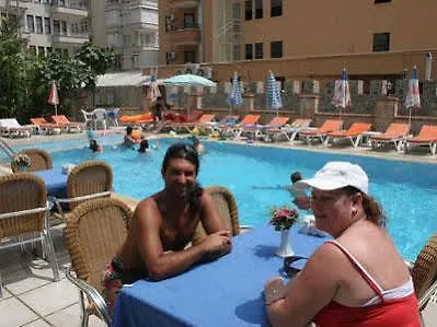 Yeniacun 4* אלאניה