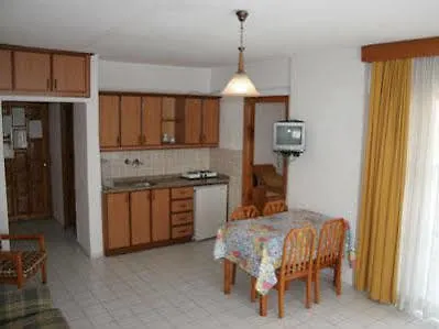 Yeniacun Apart Otel 3*
